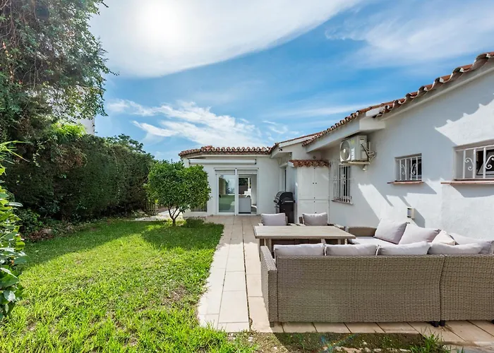 Cozy With Pool In Nueva Andalucia * Marbellac